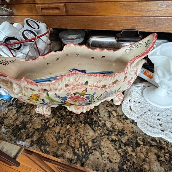 Beautiful dish - Picture 5 of 6